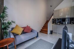 The Centren (D14), Apartment #533893331